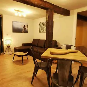 https://acogedor-apartamento-en-el-centro-de-santander.bilbaohotelsspain.com